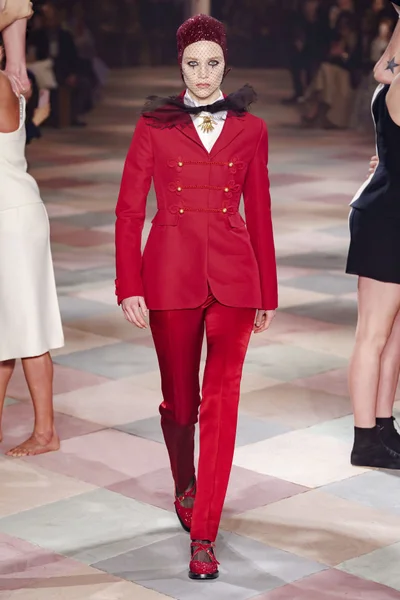 Look 2